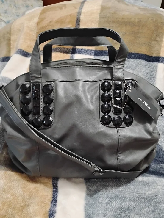 NWT💕OLIVIA & JOY New York! Gray Studded Large Tote Bag with Removable Strap - Picture 6 of 12